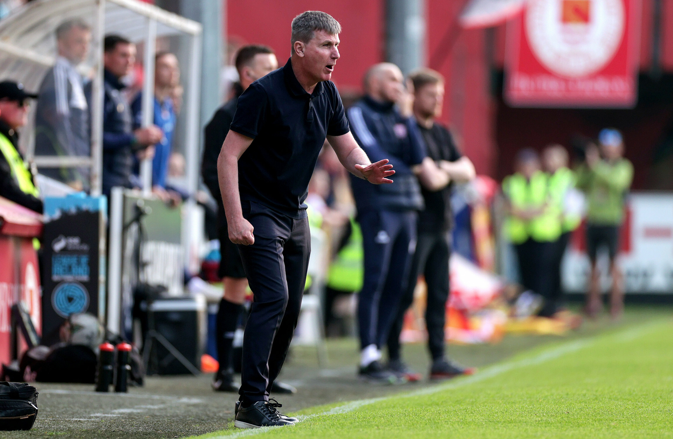 A night of drastic contrasts for Damien Duff and Stephen Kenny - Vimarsana News