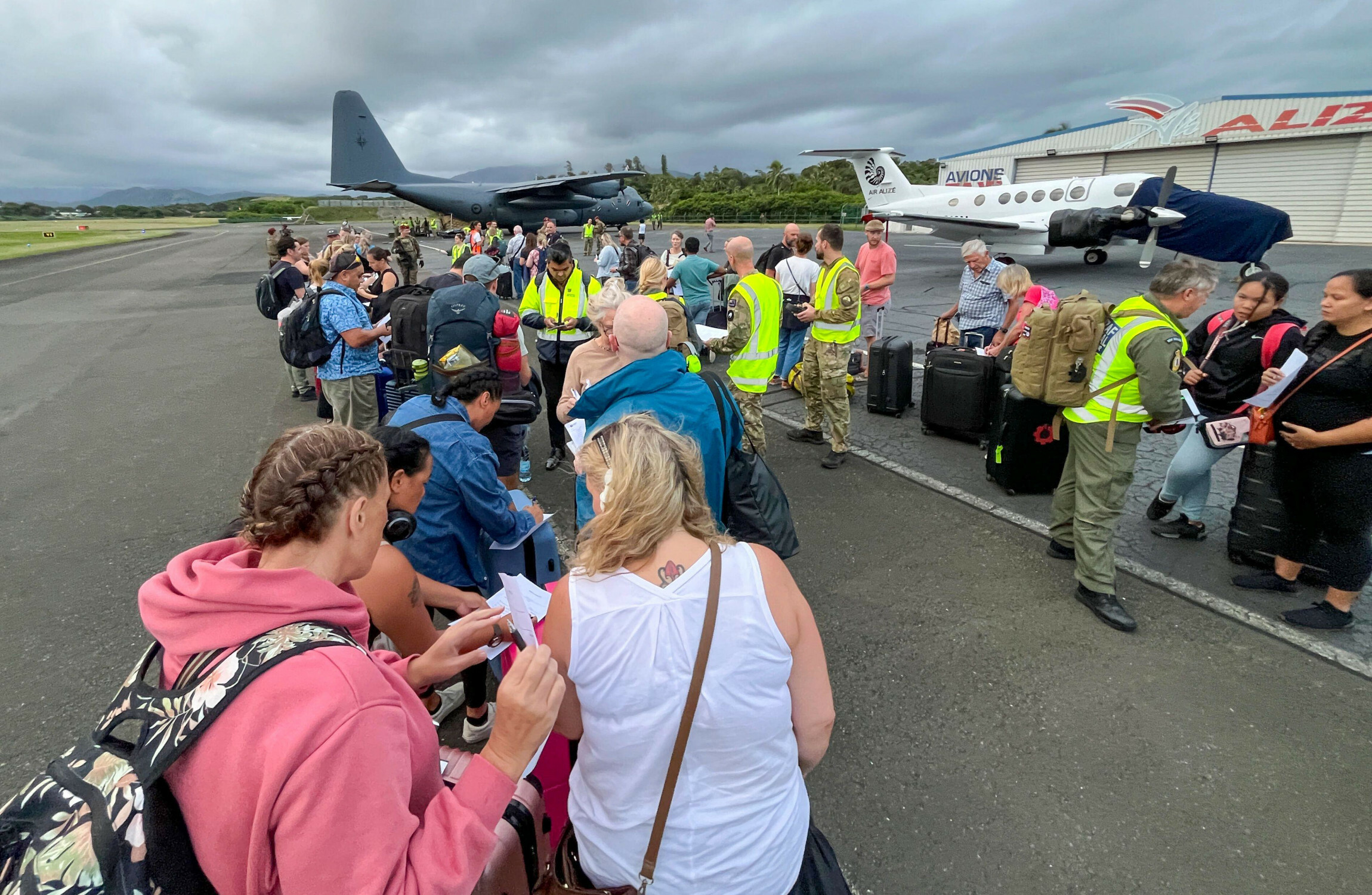 Australia and New Zealand evacuate citizens from French territory amid major unrest - Vimarsana News