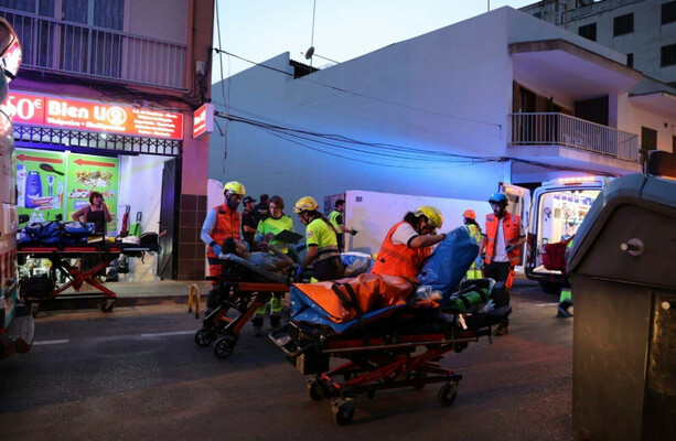 At least four people dead and 21 injured after building collapses in