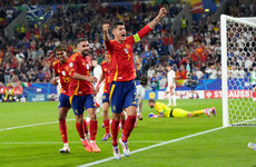 Dominant Spain brush past Italy to reach Euro knockout stage
