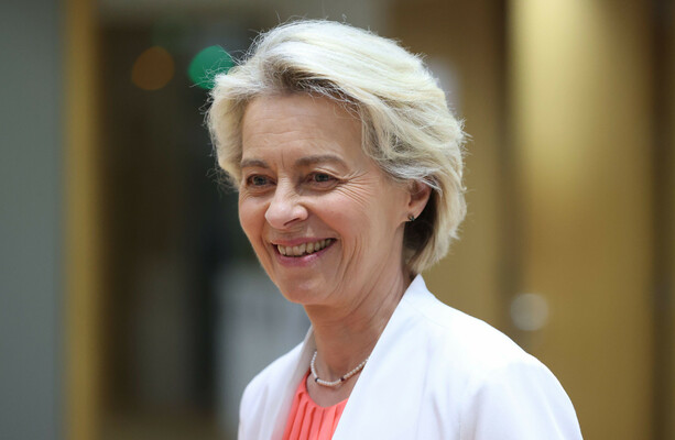 アイルランドのフォンデアライエン氏への支持は彼女の「委員チーム」への投票となるだろうとハリス氏は言う