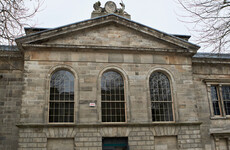 Dublin man accused of holding up shop at knifepoint held