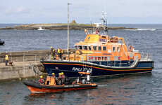 Rescuers recover body amid search for boy who went missing off Cliffs of Moher