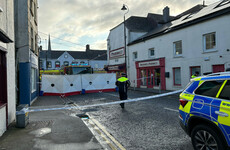Man (30s) arrested after woman dies in suspicious circumstances in apartment in Co Cork