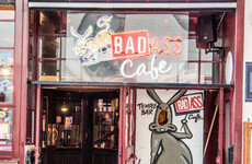 Temple Bar restaurant clashes with Council planners over illuminated sign
