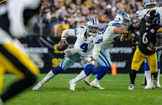 Cowboys snatch late win in Pittsburgh storm, while Vikings move to 4-0 in London