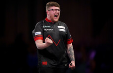 Keane Barry beats Belgium's Kim Huybrechts to progress at Alexandra Palace
