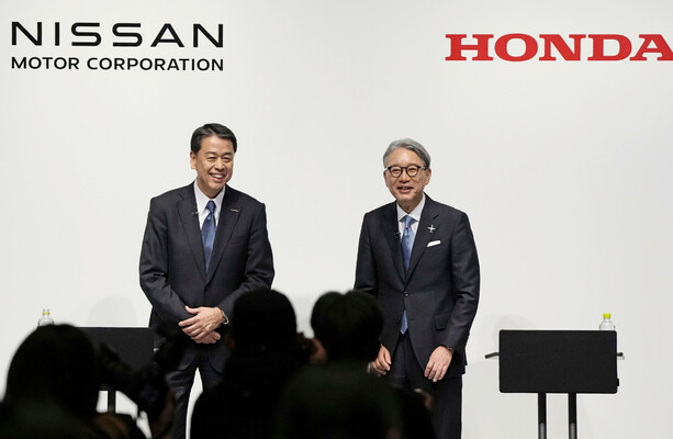 Honda and Nissan to Merge, Aiming to Compete with Chinese EV Makers