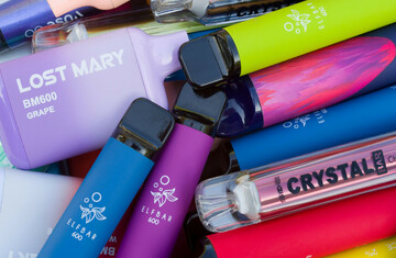 elfbar elfa kaufen 🚨EU bans disposable vapes!💨 Disposable e-cigarettes will disappear from  the EU market by the end of 2026 👏🏻Come on UK, you next!  #BanDisposableVapes ❌💨 https://t.co/MLkwAboRIU main image 1