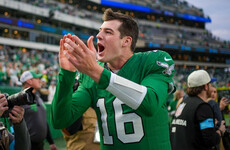 Eagles clinch division title, Bills claim AFC second seed