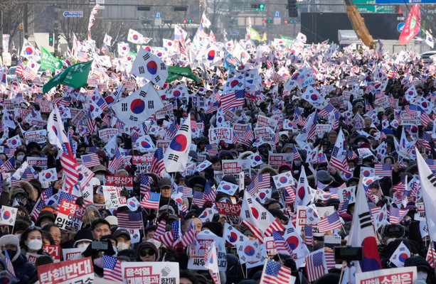 South Korea in Political Crisis After President Resists Arrest