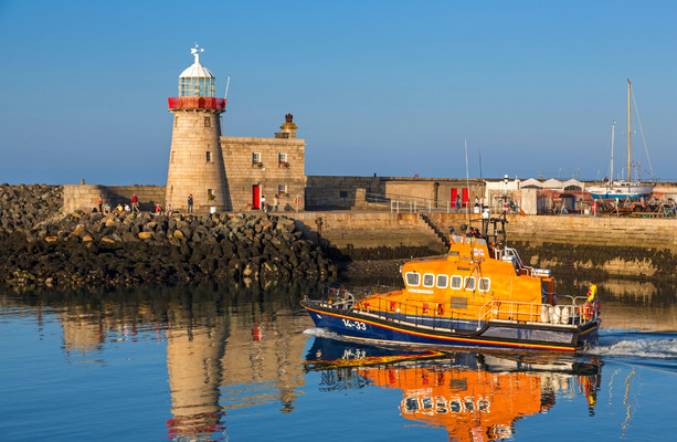 RNLI Crews Save Fishing Boat Stranded on Rocks Off North Dublin Coast