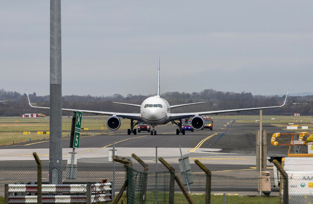 United Flight to Washington Diverts to Shannon for Medical Emergency