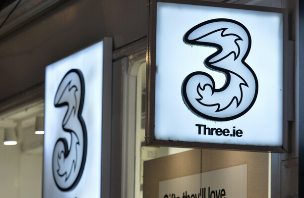 Prepay Three customers affected by credit issues today to have balance ...