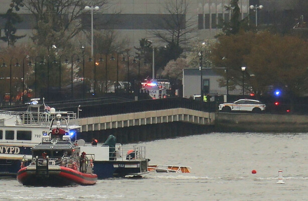 Six people killed after helicopter crashes into New York's Hudson River