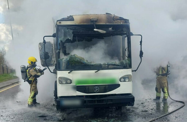 Long traffic delays after firefighters extinguish bin lorry fire in Ballymount