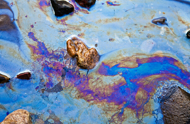 Bad smells and water pollution dominate compliance failures in environmental inspections
