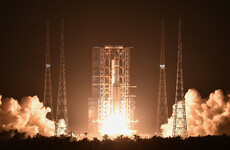 Bad weather postpones return of Chinese astronauts to Earth