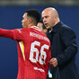 Arne Slot asks fans to support Trent Alexander-Arnold at trophy presentation
