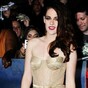 The Dredge: Kristen Stewart flashes her knickers at Breaking Dawn premiere