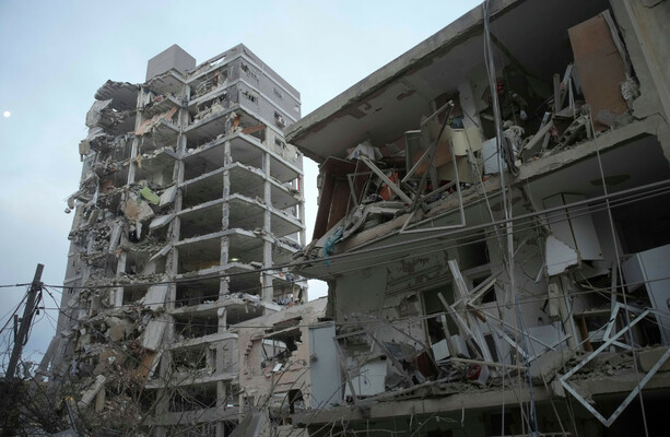 Israel says 10 killed in Iranian strikes as Tehran calls off nuclear talks with US