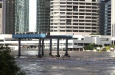 Brisbane evacuations expected to reach thousands (Video)