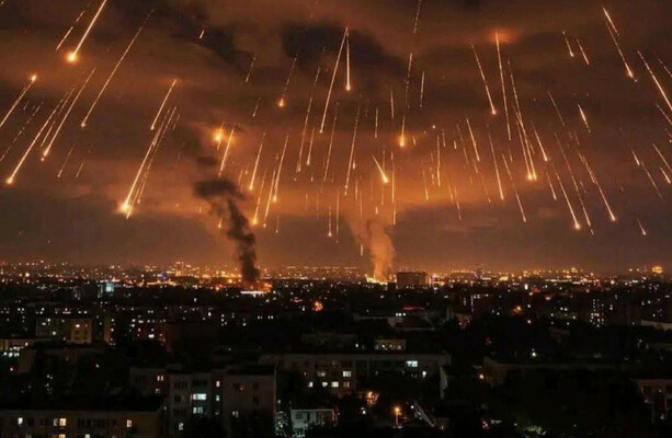 Debunked: A viral image of Iranian missiles raining down on Tel Aviv is ...