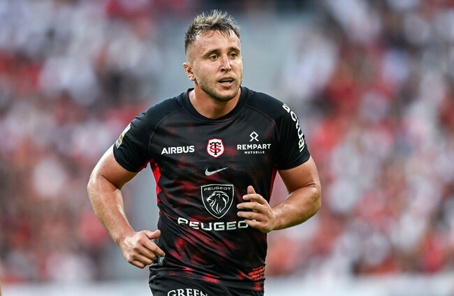 Captain Jelonch leads champions Toulouse to winning Top 14 start