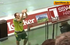 VIDEO: Here's what happens when you kiss an Italian handball athlete during a game