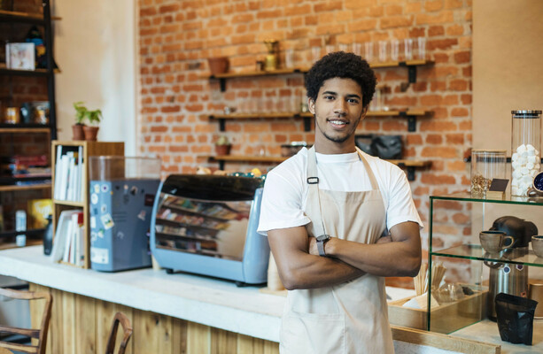 Debunked: The government is not giving migrants €60,000 to start new businesses