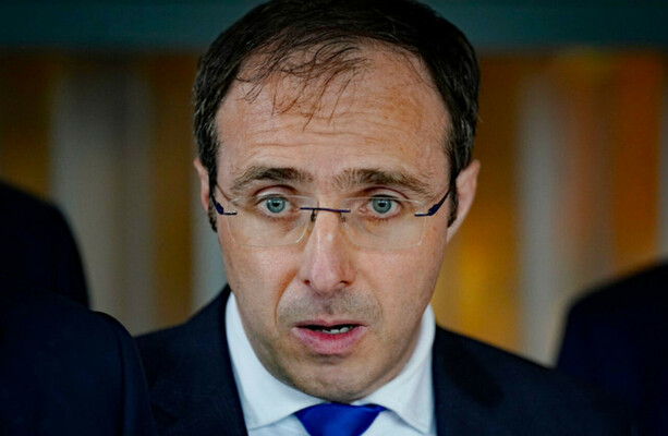 Junior minister says people who work should get prioritised access to social housing