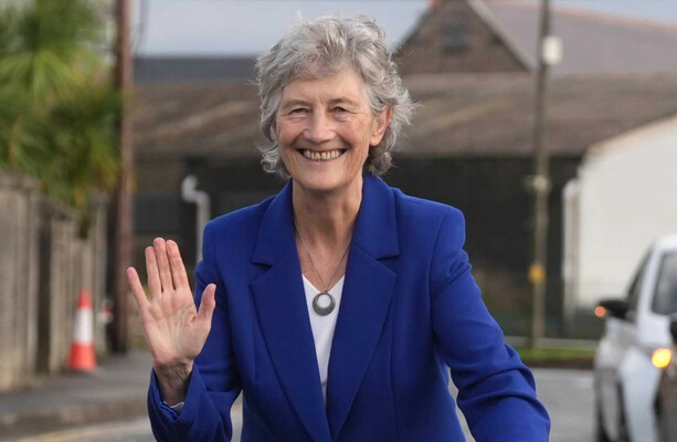 Early tallies point to comprehensive Connolly win and sharp increase in spoiled ballots