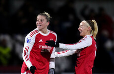 Arsenal beat Real Madrid as Man United lose in Champions League