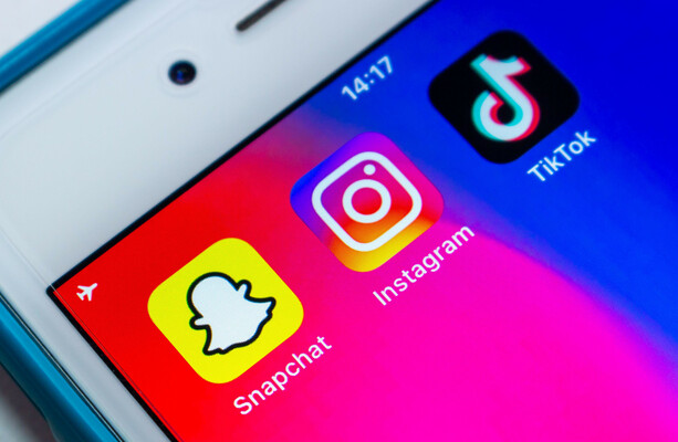 In a world-first move, Australia will soon ban under-16s from social media how will it work?