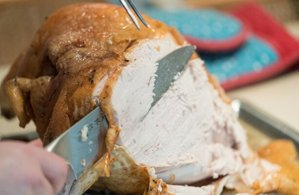 'We see a lot of knife injuries': An emergency medicine consultant on common Christmas accidents