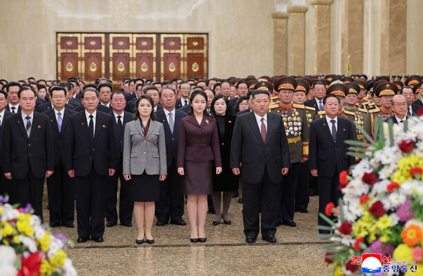 North Korean leader's daughter fuels succession speculation with high profile visit to Seoul
