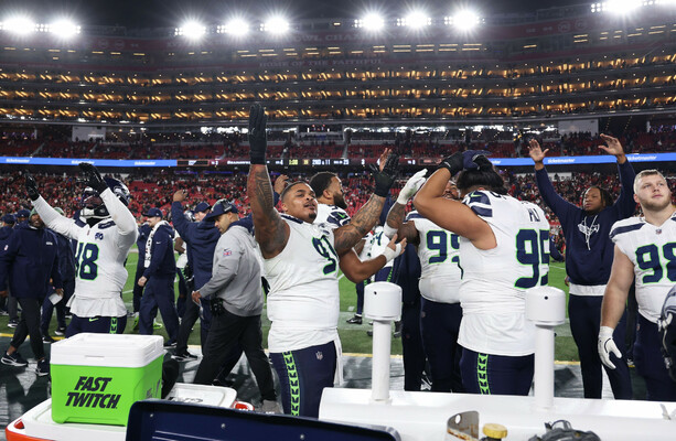 Seattle Seahawks bag top seed on NFL final weekend