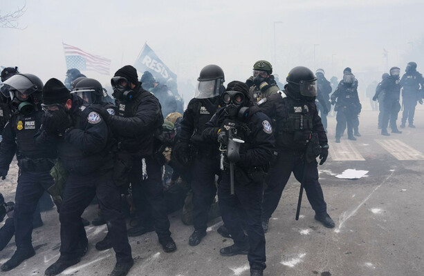 Trump threatens to invoke Insurrection Act as Minnesota protests against ICE raids continue