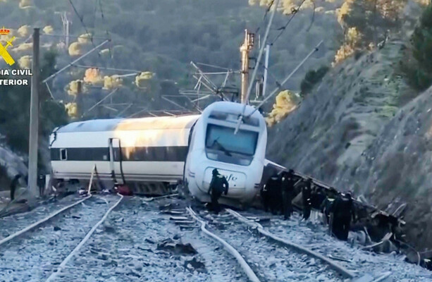At least 40 people dead after two high-speed trains crash in southern Spain