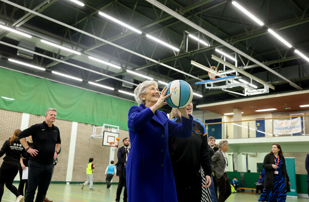 Another viral moment for Connolly on first Belfast outing - but no courtside seats for media