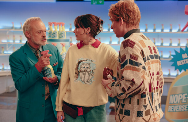 How a throwaway joke landed three Irish stars in Taylor Swift’s new music video