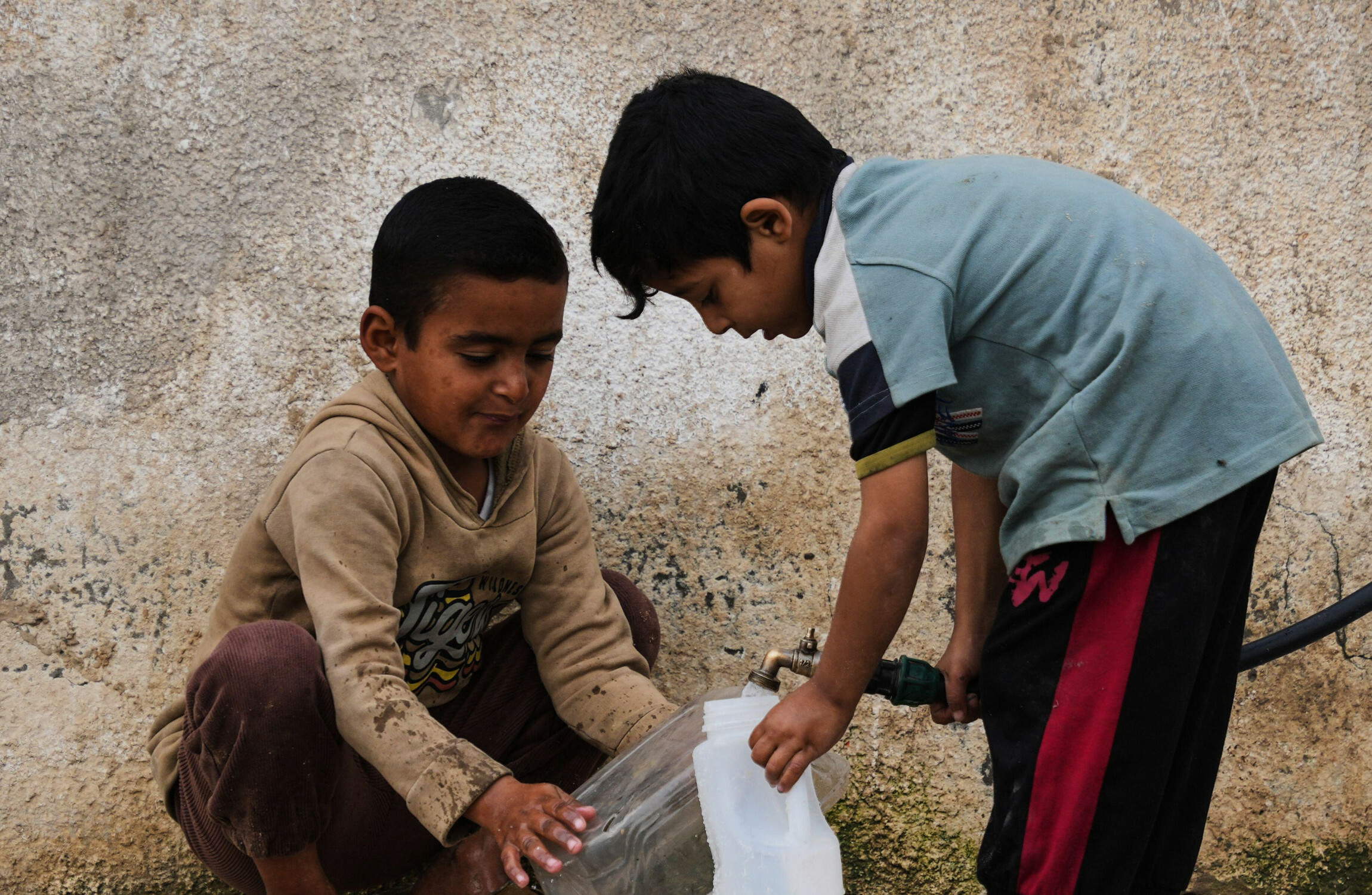 thejournal.ie - Sophie Finn - Seven Palestinian children arrive in Ireland for medical treatment