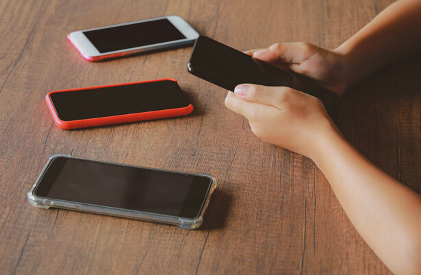 Why is Ireland restricting social media for under-16s? And has it worked in Australia?