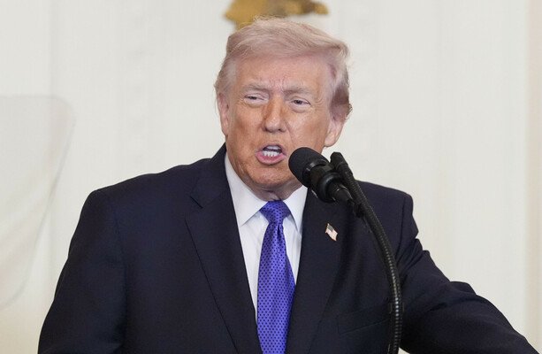 Trump Predicts Ukraine Conflict Timeline & US Endurance