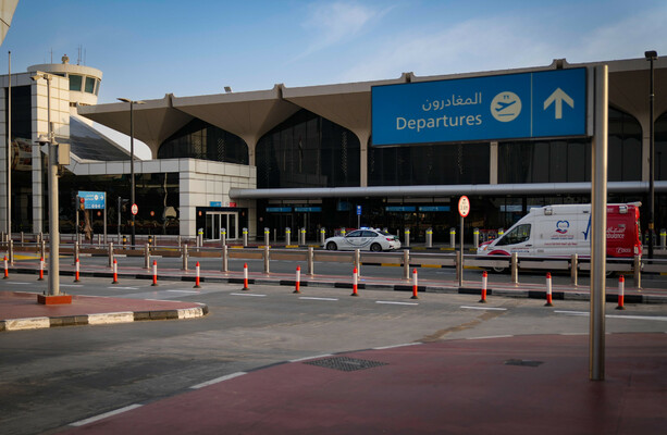 Government to charter flight to evacuate Irish citizens from the Middle East in coming days