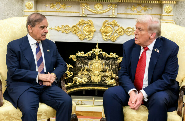 Pakistan 'stands ready' to host talks to end US-Israeli war in Iran, prime minister says