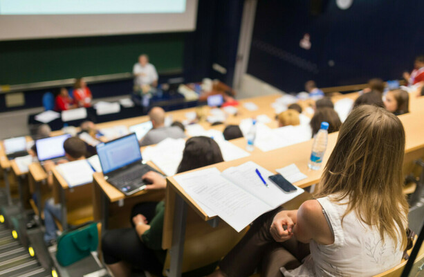 Students urged to check if they're eligible for SUSI grant support as applications open