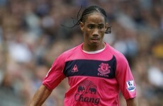 Steven Pienaar confirms Spurs switch on Twitter