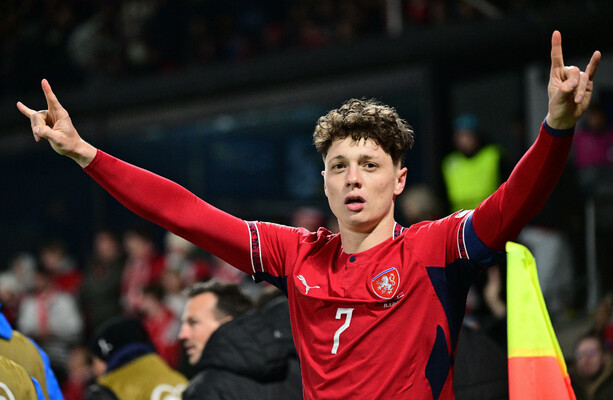 After dashing Irish hopes, Czechia qualify for World Cup in penalty shootout win over Denmark