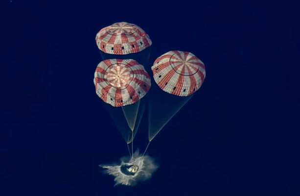 'What a journey': Artemis astronauts splash down into Pacific Ocean
